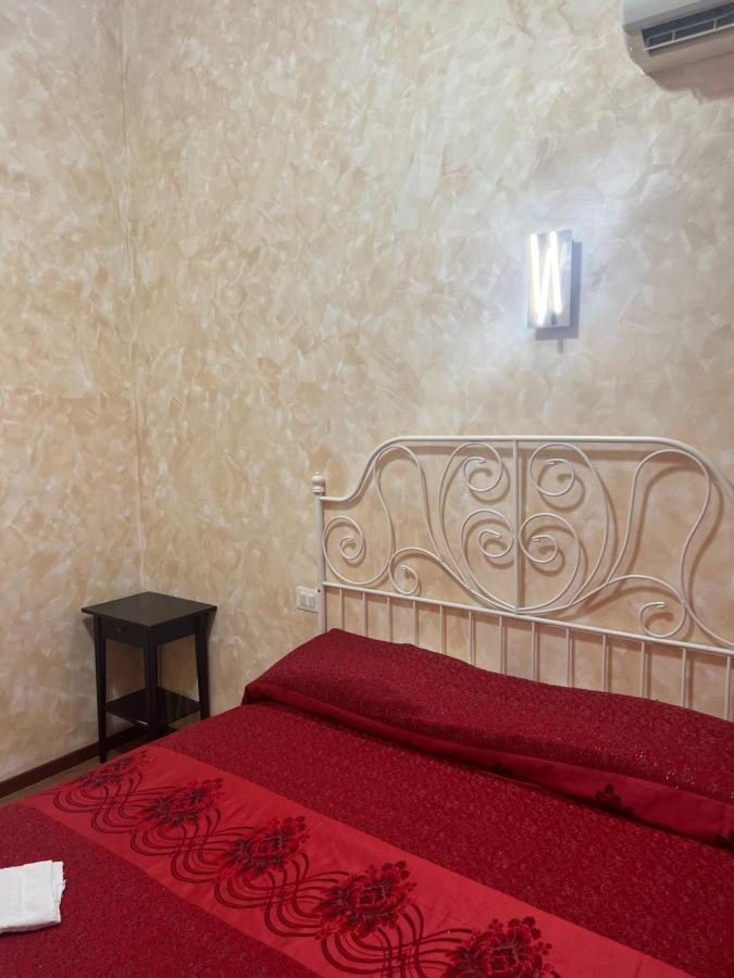 Pensión Roma Guest House *