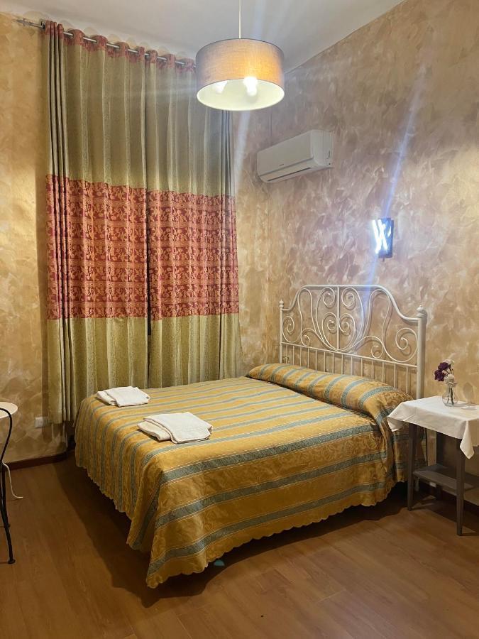 Pensión Roma Guest House