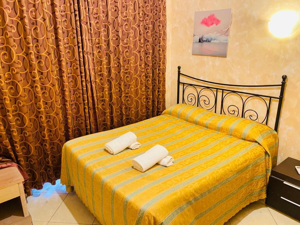 Pensión Roma Guest House